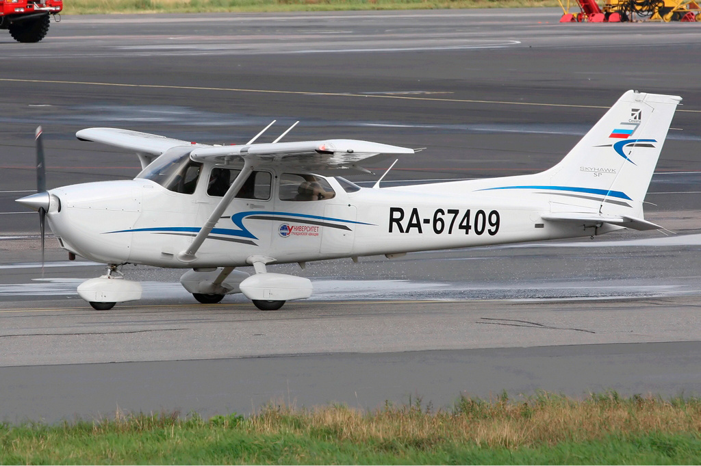 Cessna 172S RA-67409 - Россия, Санкт-Петербург